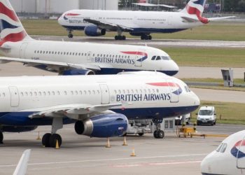 تركيا ترفع الحظر عن المسافرين من المملكة المتحدة