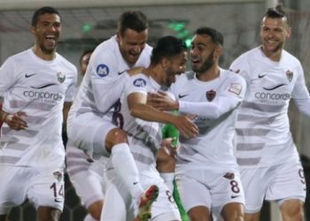 غلطة سراي يتلقى هزيمة قاسية على يد هاتاي سبور