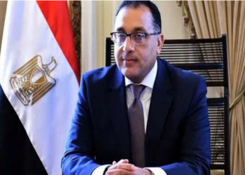 مصر.. الحكومة تمنح الموظفين 5 أيام إجازة