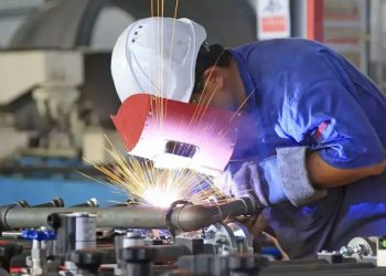 تركيا.. مؤشر الإنتاج الصناعي لم يحقق نموًا يذكر