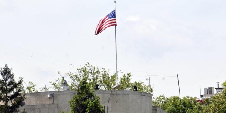 تحذير للأمريكان في تركيا