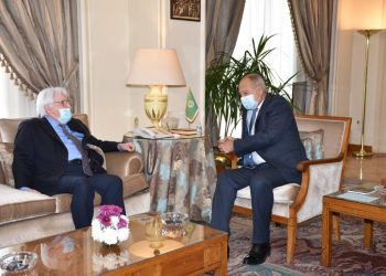 أبو الغيط يحذر من خطورة استمرار الهجمات على مأرب