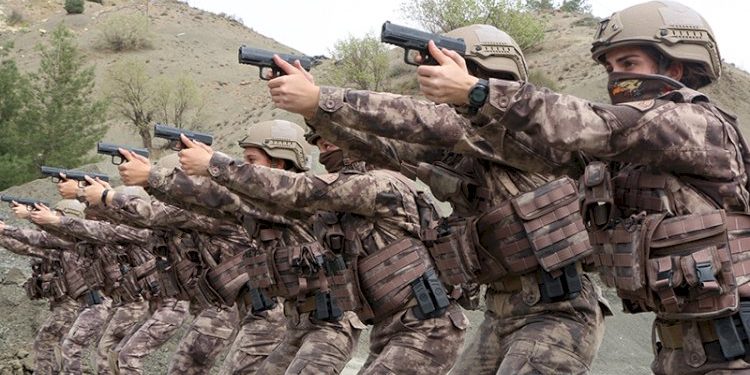 أردوغان يستحدث وحدة قوات خاصة نسائية