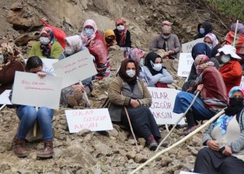 مسؤول بحزب أردوغان يتهم بايدن بتدبير اعتصام في تركيا!