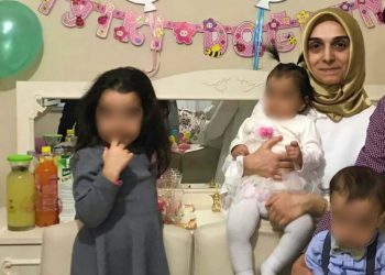 اعتقال والدة توأم رضيع بتهمة الانتماء لحركة الخدمة