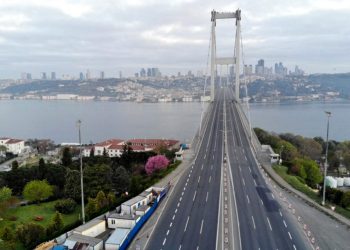 عبور الجسور والطرق السريعة مجاني في العيد وسط الإغلاق التام!