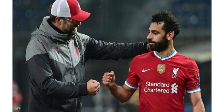 كلوب يتغزل بمحمد صلاح في رسالة بالفيديو