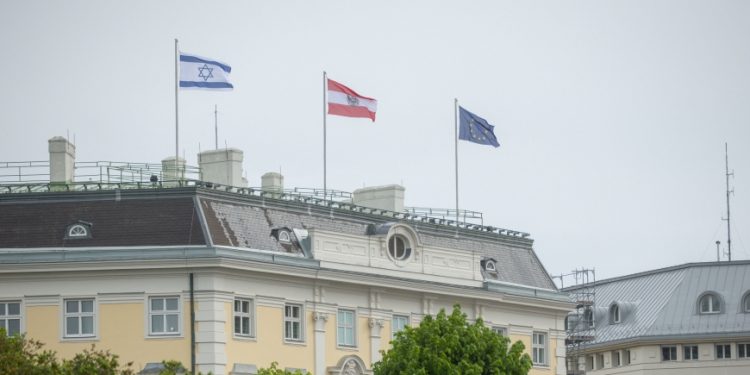 الرئاسة التركية: رفع النمسا لعلم إسرائيل “غير أخلاقي”