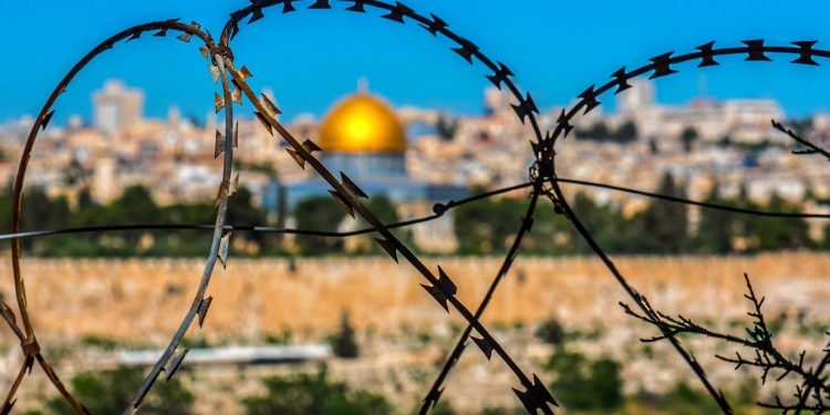 الأبعاد السياسية لأزمة القدس