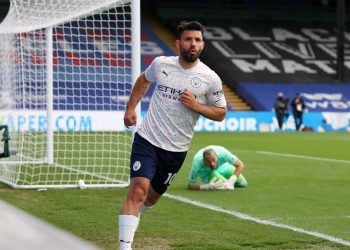 مانشستر سيتي يضع قدما على منصة التتويج لإزاحة ليفربول عن العرش!