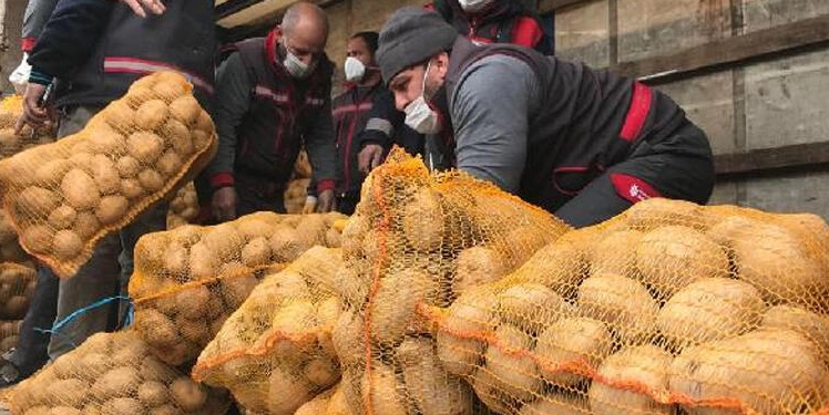تركيا.. ارتفاع جنوني بأسعار البطاطس بعد توزيعها مجانًا!
