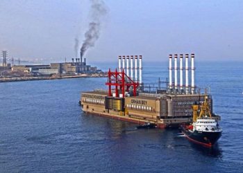 شبهات فساد تحوم حول بواخر الكهرباء التركية وتؤدي إلى احتجازها في المياه الإقليمية اللبنانية