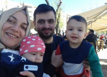 تركيا.. اعتقال سيدة فقدت زوجها وطفليها غرقًا في بحر إيجه