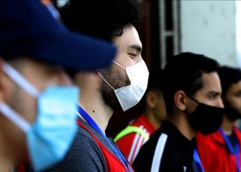 اللثام والكمامة