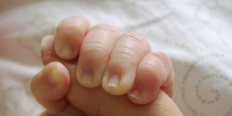 الرابطة بين الأم وطفلها