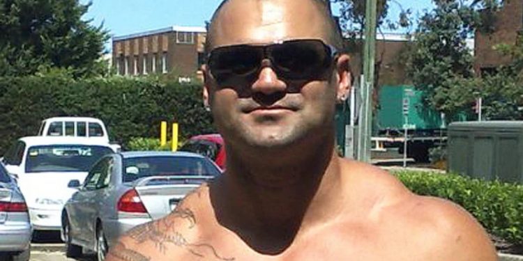 زعيم مافيا أسترالي مطلوب من الإنتربول يعيش في تركيا بحرية!