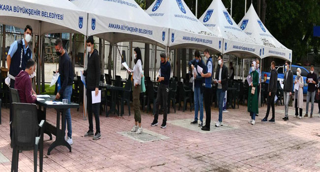 تركيا.. خريجو الحقوق والاقتصاد يتنافسون على منصب شرطي بلدية!