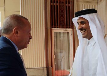 وثائق قضائية في لندن تثبت تورط قطر وتركيا في تسليح “النصرة”