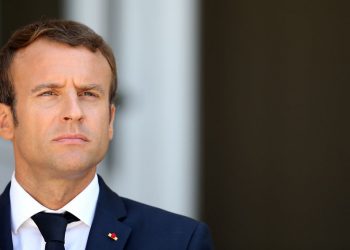 ماكرون: رغم الهدوء النسبي للتوترات مع تركيا سنبقى حذرين