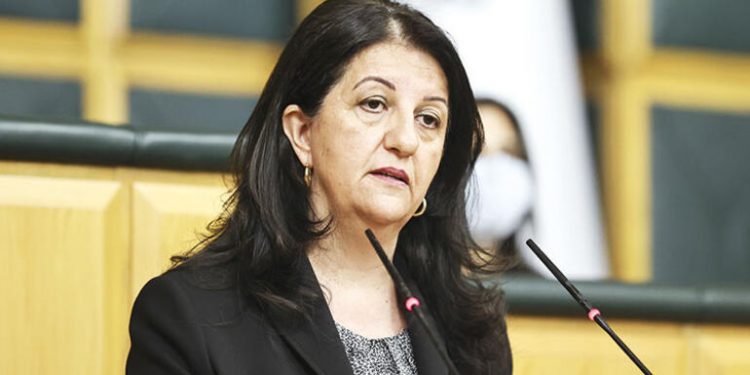 الحزب الكردي بتركيا: يحاولون إغلاقنا للتغطية على صلتهم بالمافيا