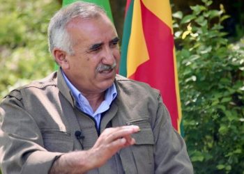 أردوغان يرسل وفدًا إلى تنظيم يصنفه إرهابيًا!