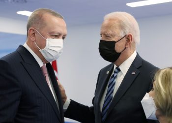 أردوغان يجدد تمسكه بصفقة الـ إس 400