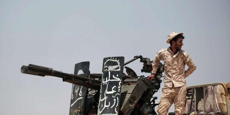 وزير دفاع تركيا يطلق تصريحات تغذي التوتر في ليبيا