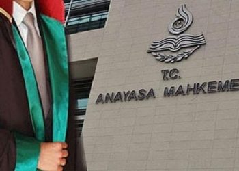 تركيا.. المحكمة الدستورية تقضي بانتهاك حقوق 3 قضاة