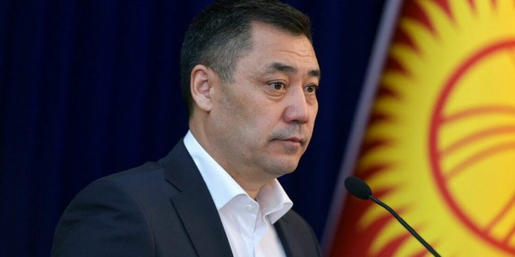 رئيس قرغيزستان يزور تركيا وسط أزمة اختطاف تركي في بلاده