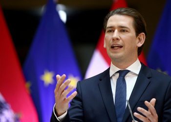 النمسا: تركيا هي المكان المناسب للاجئين الأفغان