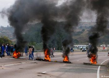 اضطرابات جنوب إفريقيا توقع 276 قتيلًا