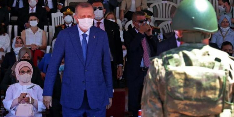 الخارجية الفرنسية تتهم أردوغان “بالاستفزاز”