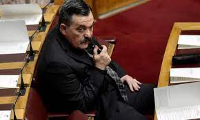 الشرطة اليونانية تقبض على نائب رئيس “النازيين الجدد” بعد 13 عام من التخفي