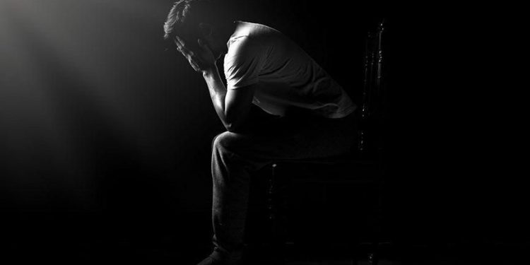 انتحار محامٍ شاب على الطريق السريع في تركيا