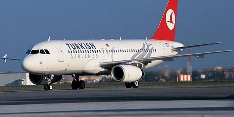 الخطوط الجوية التركية توقف رحلاتها إلى إيطاليا