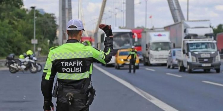 الداخلية التركية تصدر 3 تعميمات خاصة بالإجراءات المرورية خلال إجازة عيد الأضحى