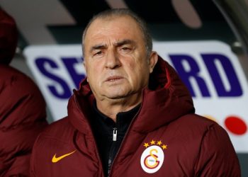 مدرب غالطة سراي يشرح قراره بشأن “مصطفى محمد” بعد خسارة المباراة