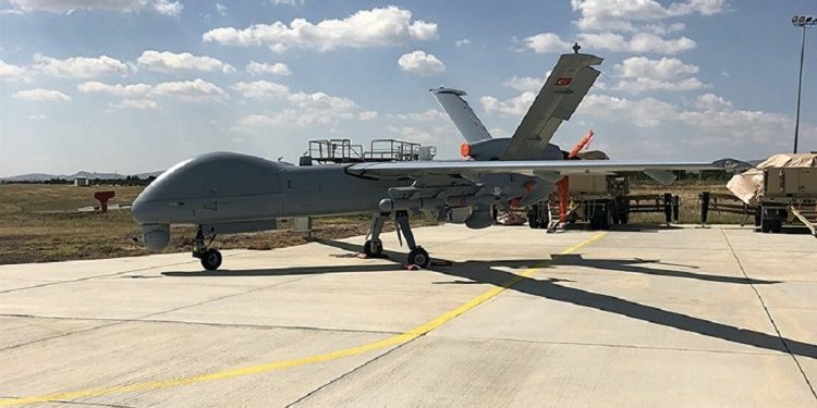 27 سيناتورًا يطالبون بتعليق تصدير تكنولوجيا “الدرون” إلى تركيا