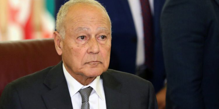 بعد عام على انفجار بيروت.. أبو الغيط يوجه رسالة لقادة لبنان