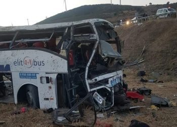 تركيا.. 14 شخصًا يفقدون حياتهم بانقلاب حافلة في باليكسير