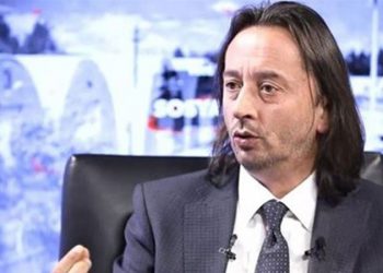 كاتب موال لأردوغان يحمل المعارضة مسؤولية حرائق الغابات!