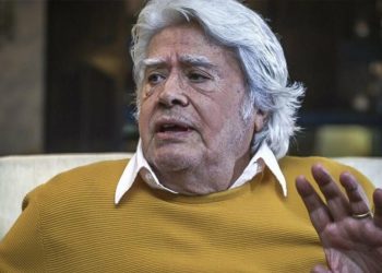 فنان ينتقد أردوغان: أنشئ مساكن طلابية بدلاً من القصور!