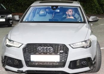 “رياض محرز” ممنوع من القيادة في “بريطانيا” مجدّدًا