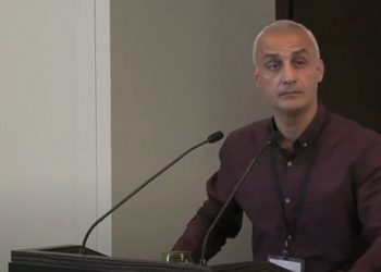 صعق بالكهرباء في “وضعية الجنين”.. تركي يروي كيف تعرض للتعذيب