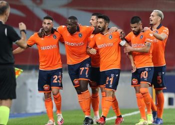 الدوري التركي.. فنربخشة يخسر أمام باشاك شهير 