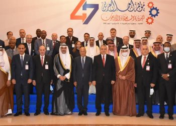 أبو الغيط يدعو الحكومات العربية لدعم “ريادة الأعمال”