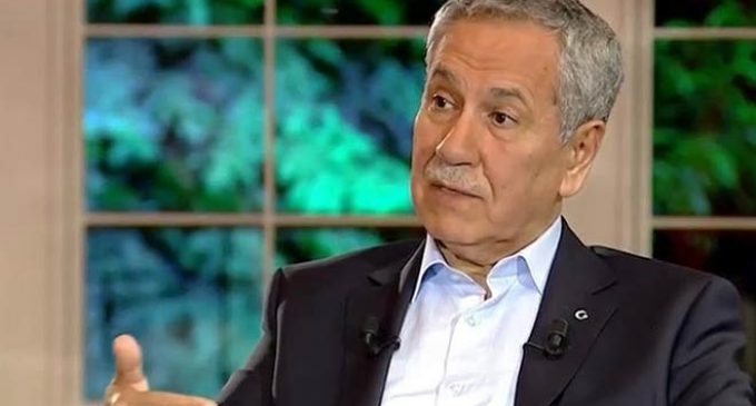 مستشار أردوغان السابق يحذر من انقلاب المحافظين عليه