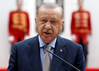 بلومبيرج: أردوغان يبحث عن موطئ قدم في أفغانستان تحت حكم طالبان