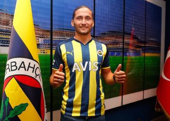 فنربخشه التركي يوقع عقدًا مع البرتغالي ميغل كريسبو