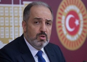 برلماني يستجوب وزير الداخلية بشأن إلقاء مهاجرين في نهر مريج!